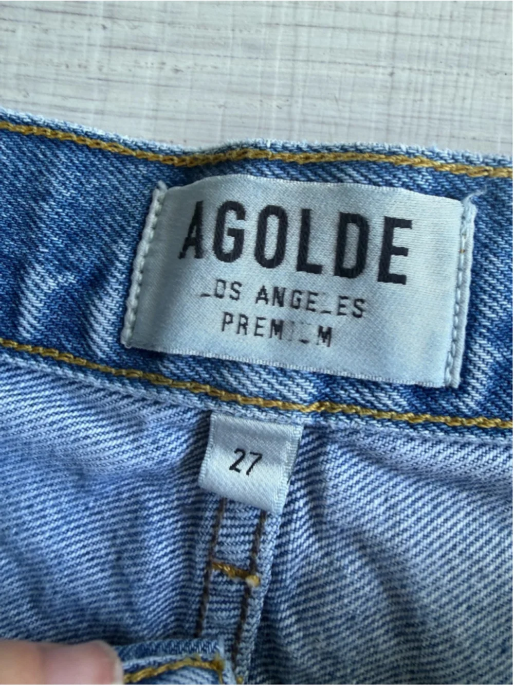 AGOLDE Parker Denim Cutoff Shorts Size 27 Distressed Frayed Hem 100% Cotton